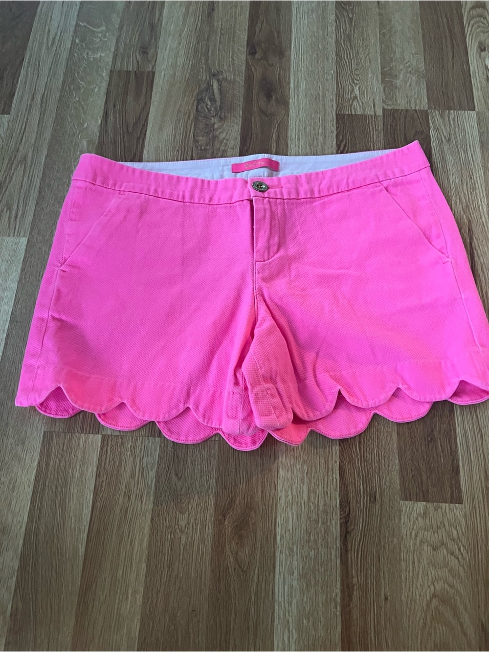 Lilly Pulitzer Hot Pink Scalloped Hem Shorts